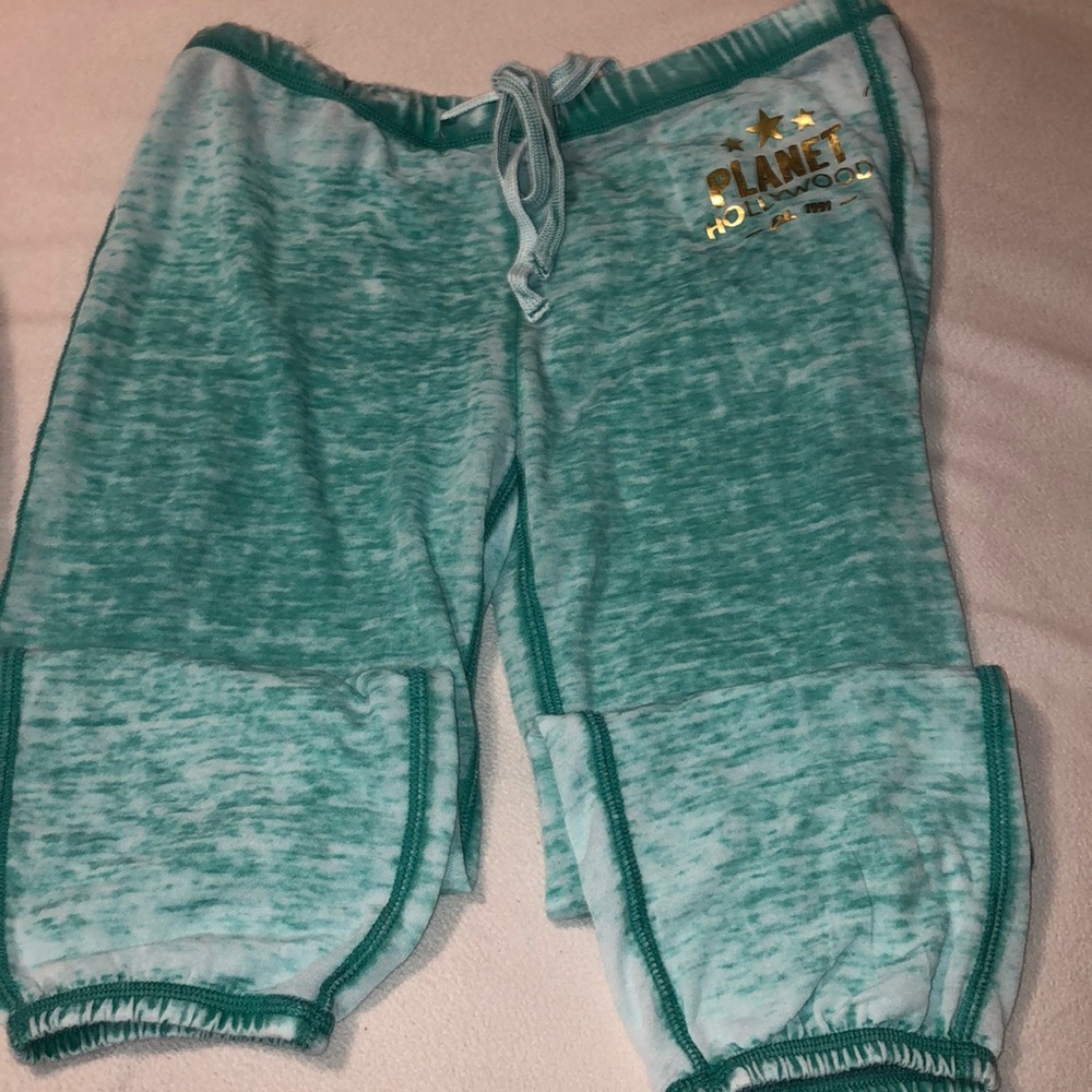 Planet Hollywood Capri Sweatpants